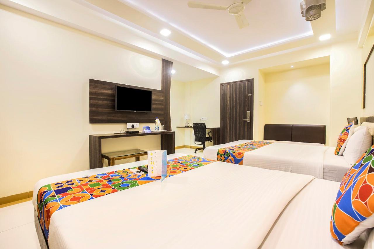 Hotel Fabexpress Time Square Thane Esterno foto
