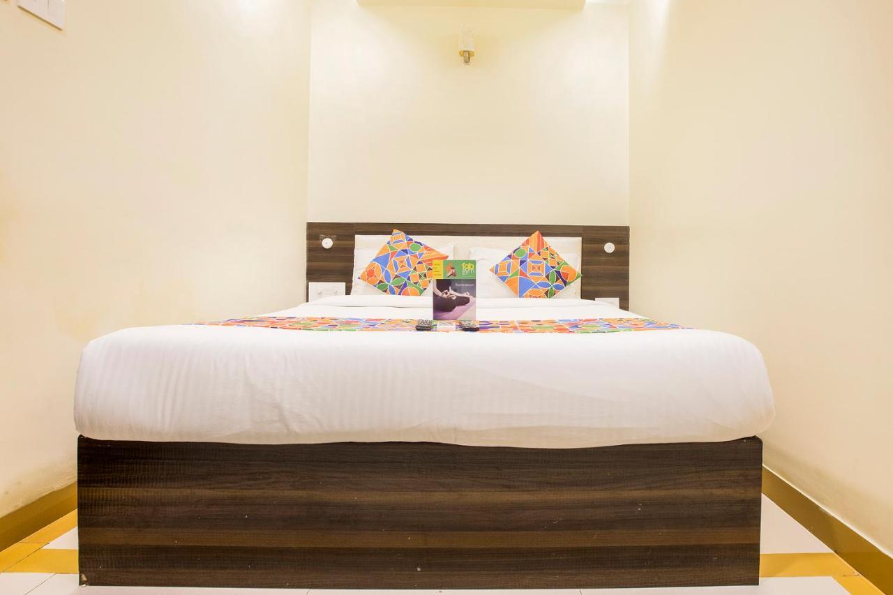 Hotel Fabexpress Time Square Thane Esterno foto