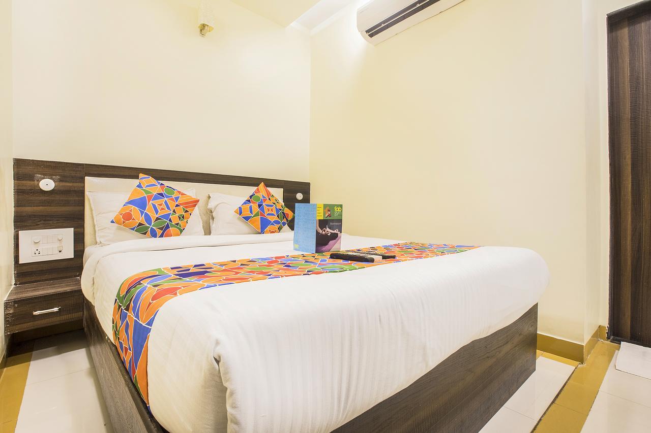 Hotel Fabexpress Time Square Thane Esterno foto