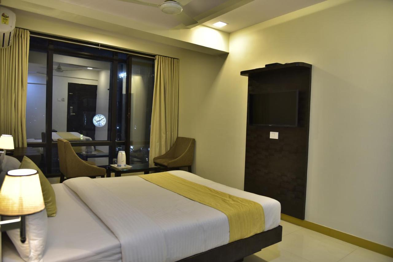Hotel Fabexpress Time Square Thane Esterno foto