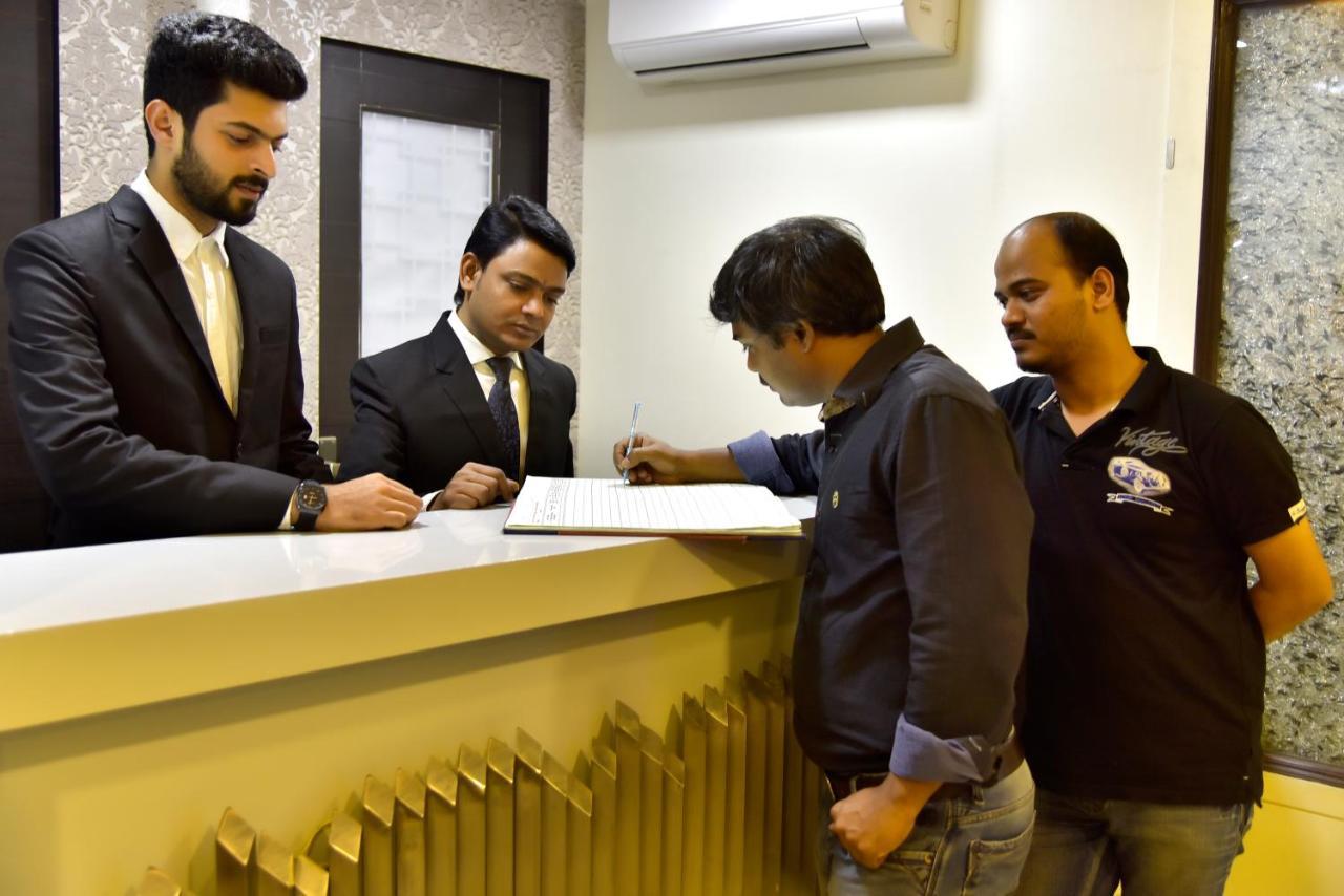Hotel Fabexpress Time Square Thane Esterno foto