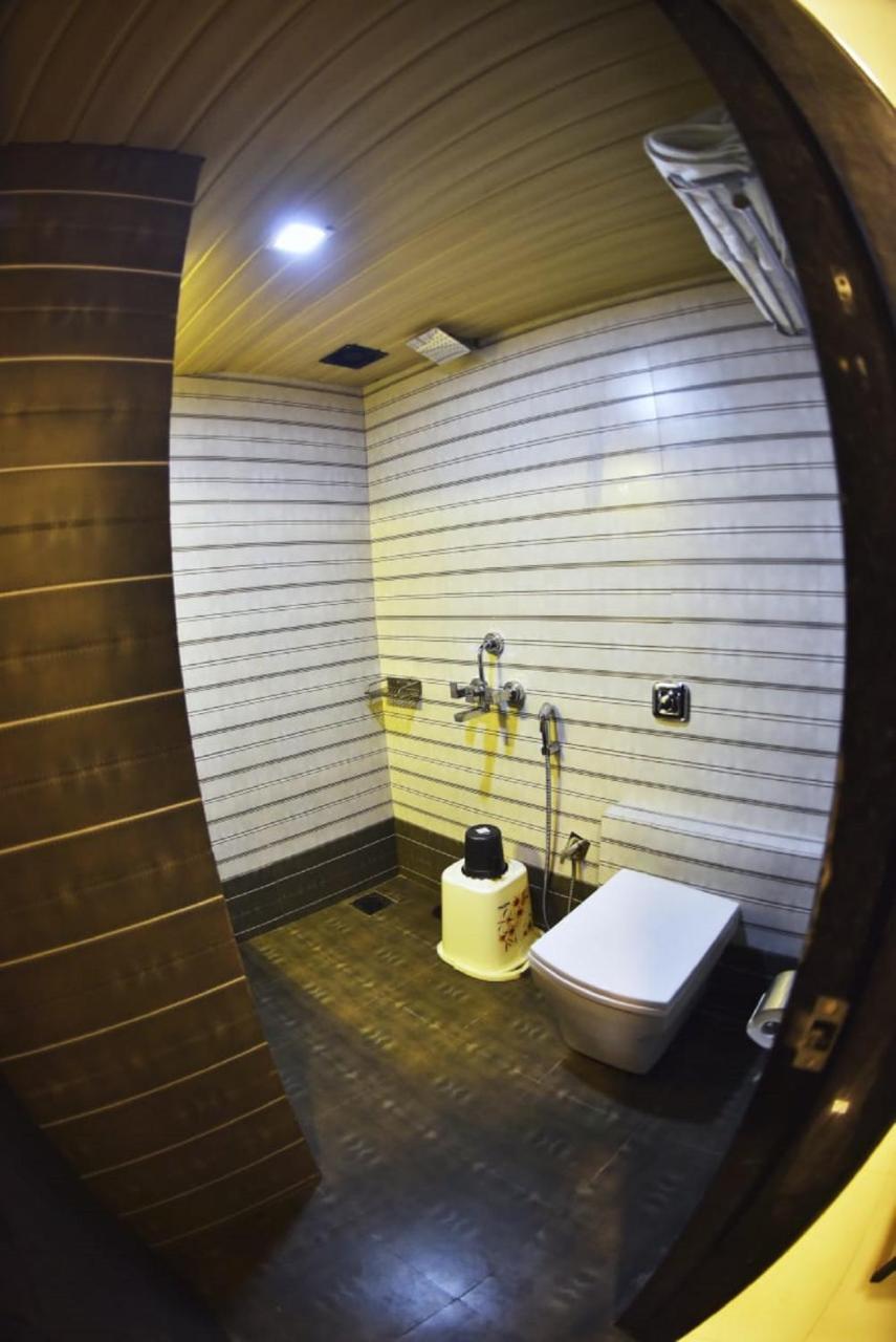 Hotel Fabexpress Time Square Thane Esterno foto