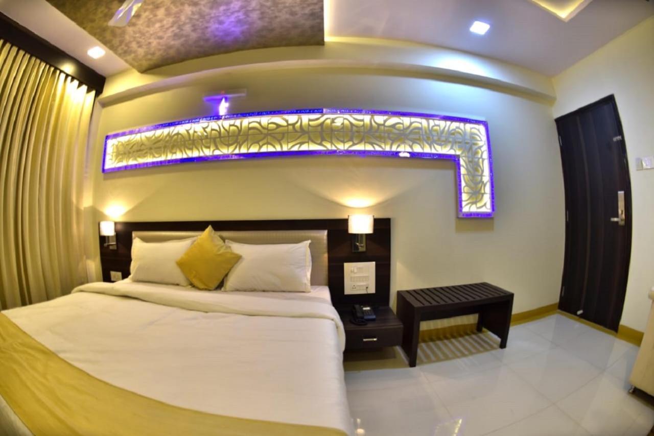 Hotel Fabexpress Time Square Thane Esterno foto