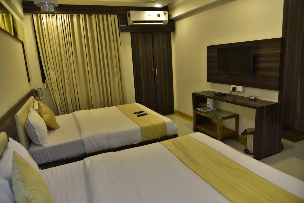 Hotel Fabexpress Time Square Thane Esterno foto